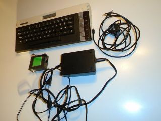 ATARI 600XL Vintage Home Computer CONSOLE with acc 600xl 3