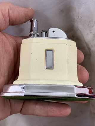 Vintage Ronson Octette Touch Tip Table Lighter - White