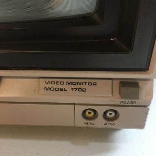 Vintage Commodore Video Color Monitor Model 1702 3