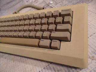 APPLE Macintosh M0110 Keyboard 128K 512K and 3