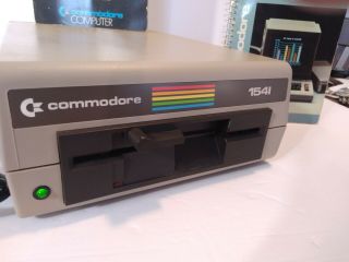 Commodore 64 Computer 1541 Disk Drive,  Manuals & Cables Powers Up See Pictures 2