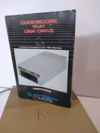 Commodore 64 Computer 1541 Disk Drive,  Manuals & Cables Powers Up See Pictures 3