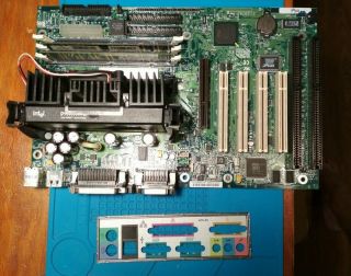 Intel Se440bx - 2 Socket 1 Motherboard /w P2 - 333mhz,  128mb Ram.