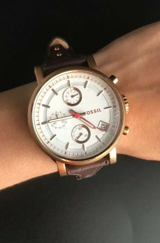 Woman’s Fossil Wrist Watch.  Reloj De Mujer Marca Fossil