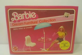 Vintage 1982 Barbie Dream House Patio Table And Chairs Set - Compete W/box