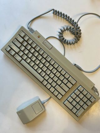 Apple Macintosh Mac Keyboard Ii M0487 And G5431 Bus Mouse