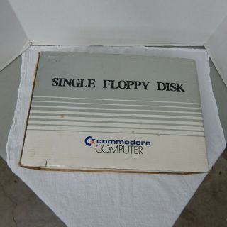Commodore 1541 Floppy Disk Drive - - Powers On