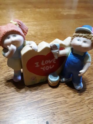 1984 Cabbage Patch Kids Porcelain Figurine Boy And Girl I Love You Fence