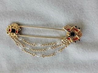 St.  John Signed Pin Brooch Clear Crystal Chain Gold Tone Safety Pin Vintage