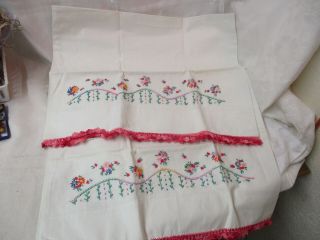 Vintage Pair Cotton Pillowcases Embroidered Band Of Flowers