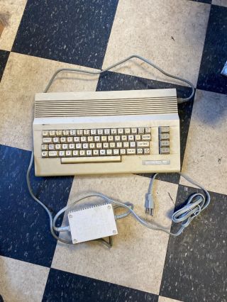 Commodore 64 Personal Computer With Power Pack Vintage Powers Up 3
