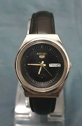 Vintage Seiko 5 Automatic Men Watch,  Day & Date,  1980 