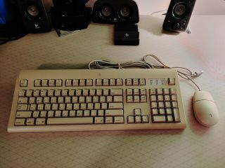 Vintage Apple Keyboard M2980 And Mouse M2706