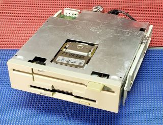 Canon Md5511 - V6 Dual Floppy Drive 5.  25 ",  3.  5 " Combo Unit.  Powers - Up