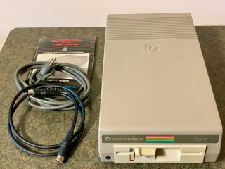 Commodore 1541 5.  25 " Floppy Disk Drive,  Ac And Signal Cables