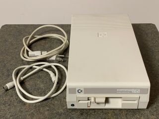 Commodore 1541 5.  25 " Floppy Disk Drive With Ac And Signal Cables