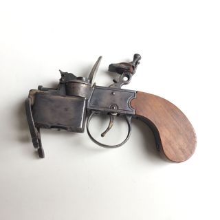 Vintage Alfred Dunhill Tinder Pistol Oil Lighter,  Made In England 622