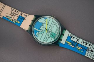 Swatch Gn109 Metroscape With Case From 1990