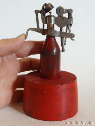 Red Capitol Mechanical Lever One Motion Automatic Desk Lighter Pat.  9 - 17 - 1912