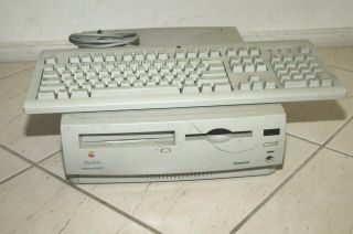Vintage Apple Macintosh Performa 6200cd Power Pc Computer