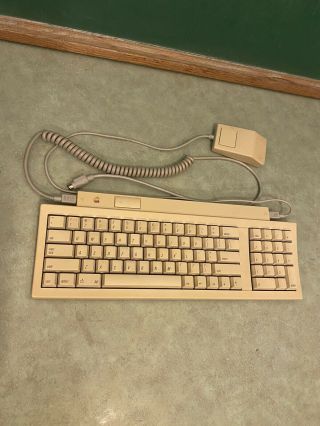 Vintage Apple Keyboard Ii M0487 For Macintosh With Desktop Bus Mouse G5431