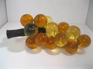 Vtg Mid Century Large Lucite Acrylic Grape Cluster Amber Yellow Wood Stem 60 