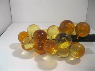 Vtg Mid Century Large Lucite Acrylic Grape Cluster Amber Yellow Wood Stem 60 ' s 2