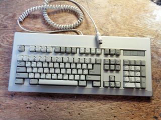 Vintage Hi - Tek Nmb Clicky Keyboard,  Model Rt - 6251t,
