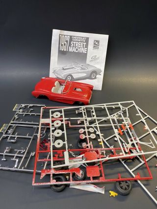 Vintage 1/24 1/25 Amt Chevy Corvette Street Machine Model Kit Parts