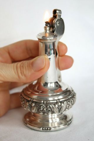 Vintage Silverplate Ronson " Decanter " Table Lighter In