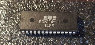 Mos 906114 - 01 Pla Chip,  Ic For Commodore 64,  And,  Extremely Rare