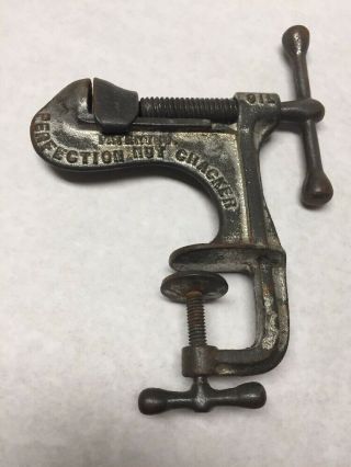 Vtg Perfection Nut Cracker Mall Iron Fittings Co.  Branford Connecticut Model 28