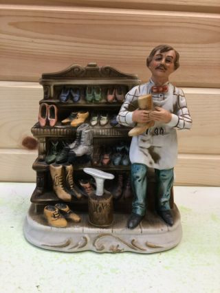 Napcoware Porcellane D’arte Shoe Maker Cobbler Vintage Figurine Perfect Shine