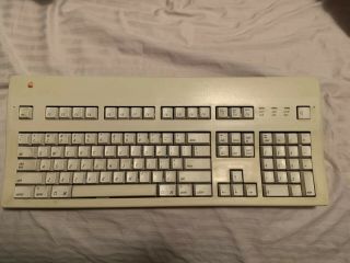 Apple M3501 Extended Ii Keyboard With Color Mac Logo - No Cable