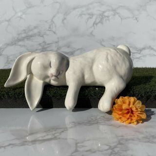 Vtg Ceramic Rabbit Figurine White Bunny Shelf Hugger