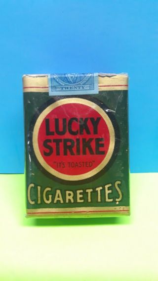 Vintage Lucky Strike Green 1940 