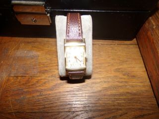 Vintage Men ' s Bulova 14K Gold Watch 8583070 6