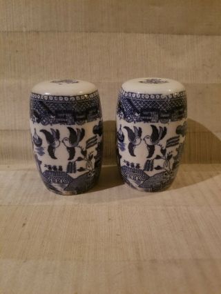 Antique Or Vintage Blue Willow Salt And Pepper Shakers - Made In Japan