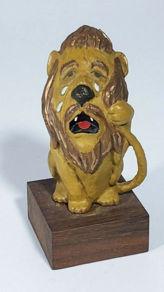 Vintage Cast Iron Wizard Of Oz Figurines Cowardly Lion.  Rare