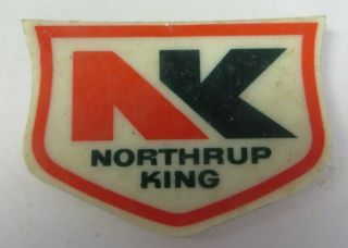 Vintage Magnet Northrup King Seeds Corn Advertising 2.  25 "