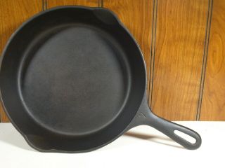 Vintage No 7 Unmarked 9 3/4 Inch Cast Iron Skillet Wagner? Cleaned And Seasoned