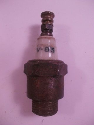 Vintage Antique Vallier V - 93 Spark Plug