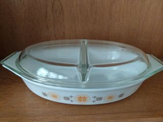 Vintage Pyrex Town & Country 1.  5 Quart Oval Divided Casserole Dish With Lid