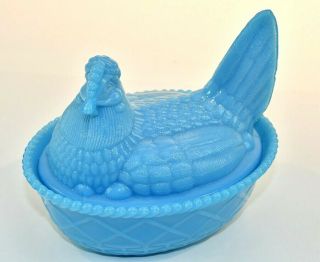 Vintage Large Westmoreland 7 Inch Opaque Blue Hen On Nest/hen Covered Dish