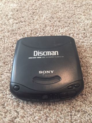 Sony Mega Bass Discman Portable Cd Player D - 141 Great Vintage