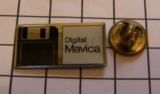 Sony Mavica Digital Camera W,  Floppy Disk Vintage Pin Badge