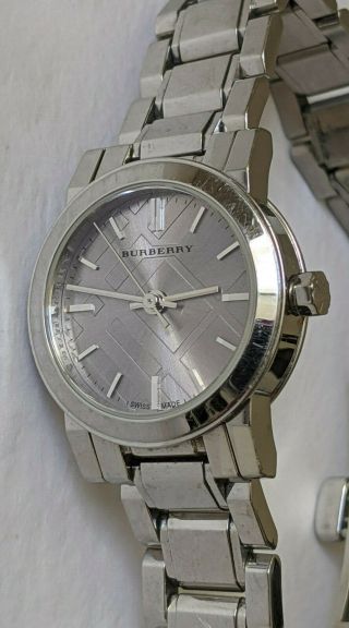 Authentic Burberry Steel Watch Bu9229 Silver Dial 26mm Womens Stainless Luxury