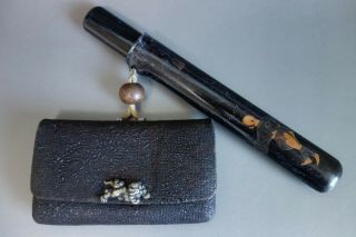 Japanese Tobacco Bag Kiseru Pipe Case Shishi Leo Menuki Button Showa Vintage 2