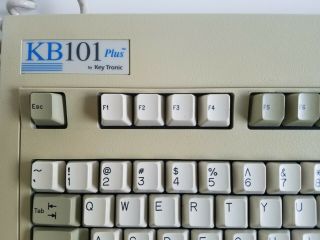 Key Tronic KB101 Plus Keyboard Made in USA Keytronic 5 PIN DIN connector Clicky 3