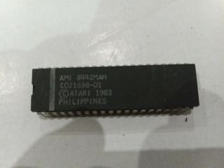 1x C021698 - 01 Ami - Atari 800xl